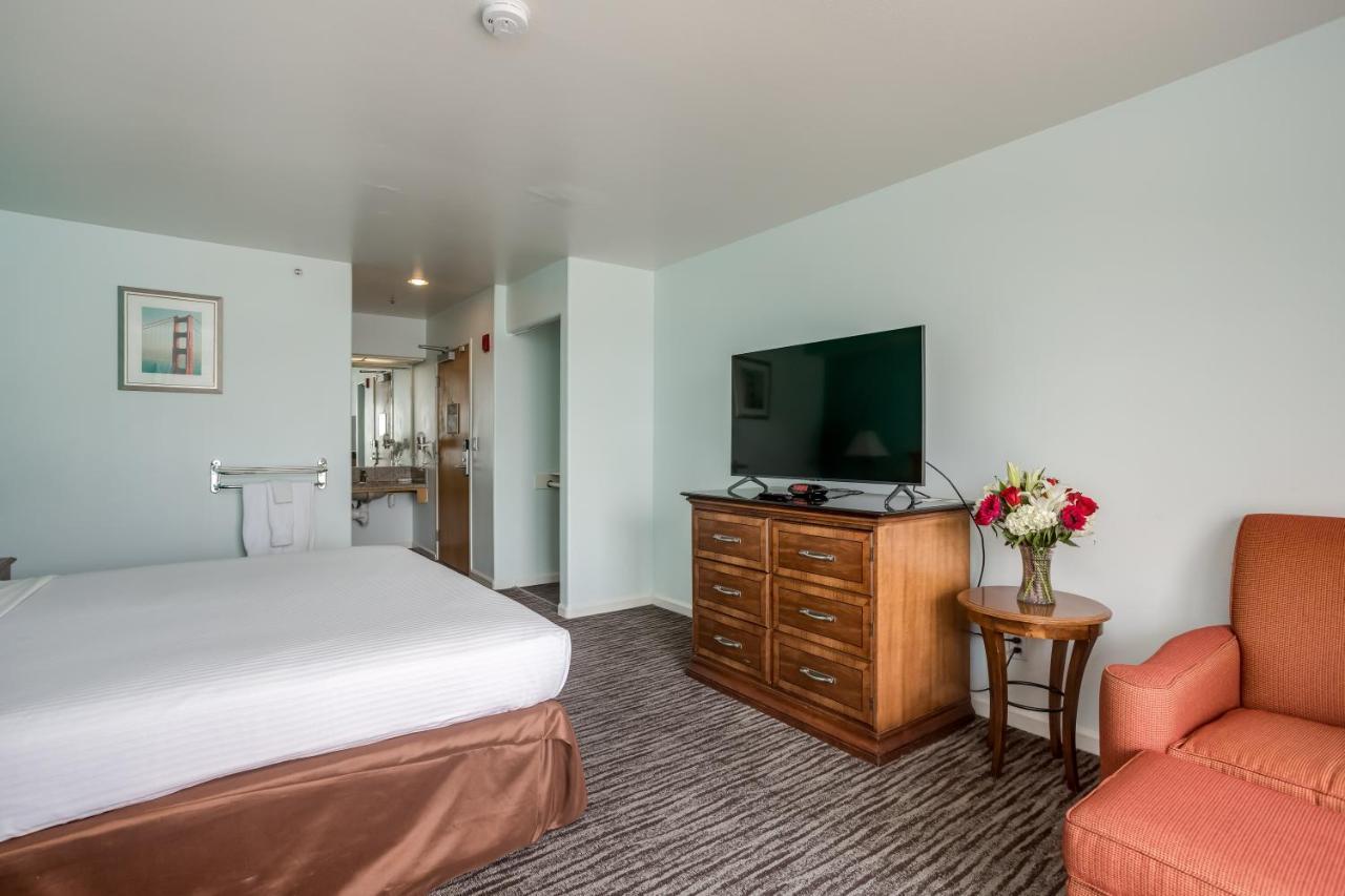 Pacifica Beach Hotel Exterior photo