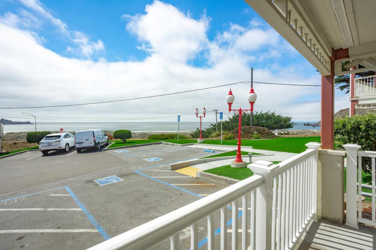 Pacifica Beach Hotel Exterior photo