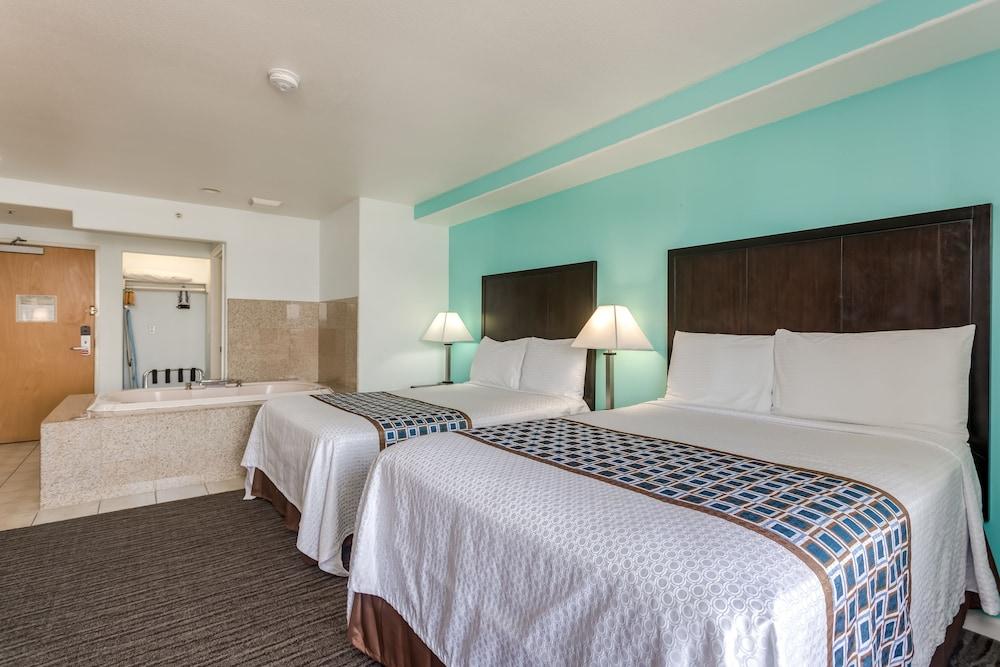 Pacifica Beach Hotel Exterior photo