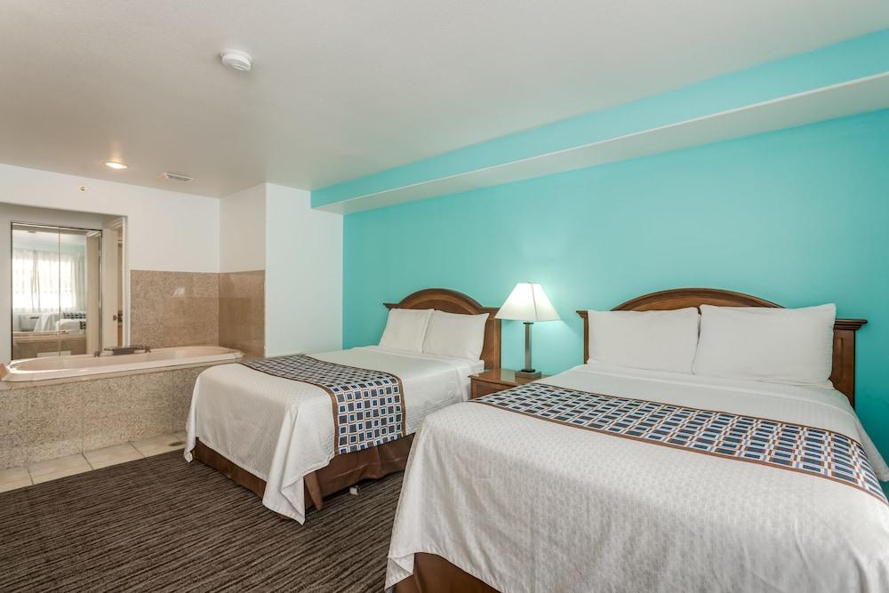 Pacifica Beach Hotel Exterior photo