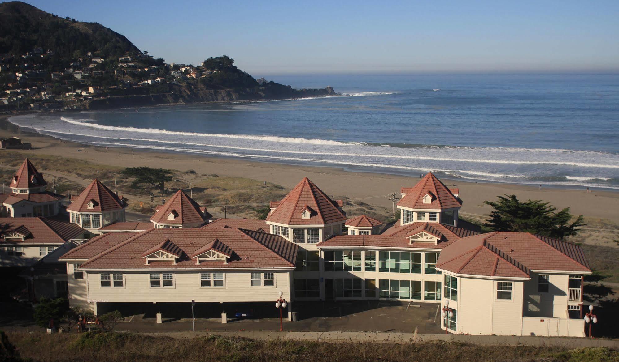 Pacifica Beach Hotel Exterior photo