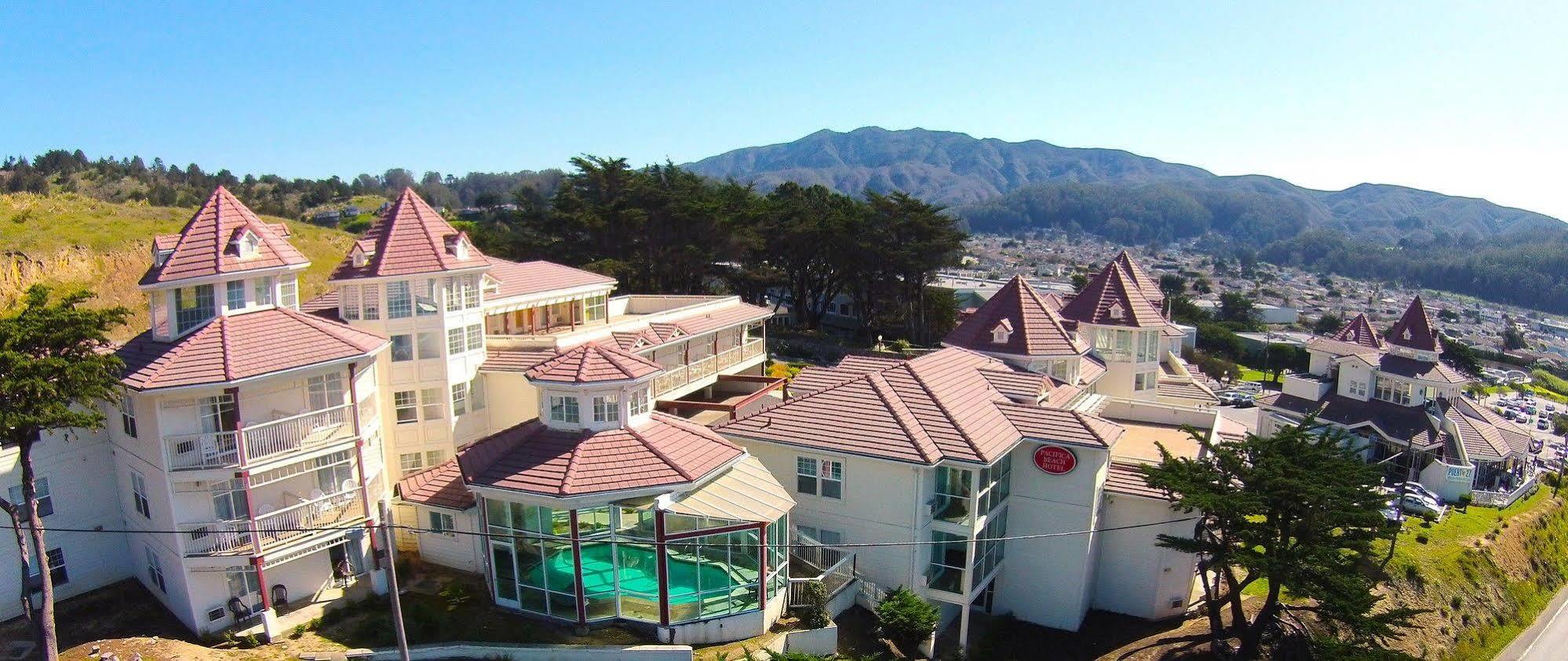 Pacifica Beach Hotel Exterior photo