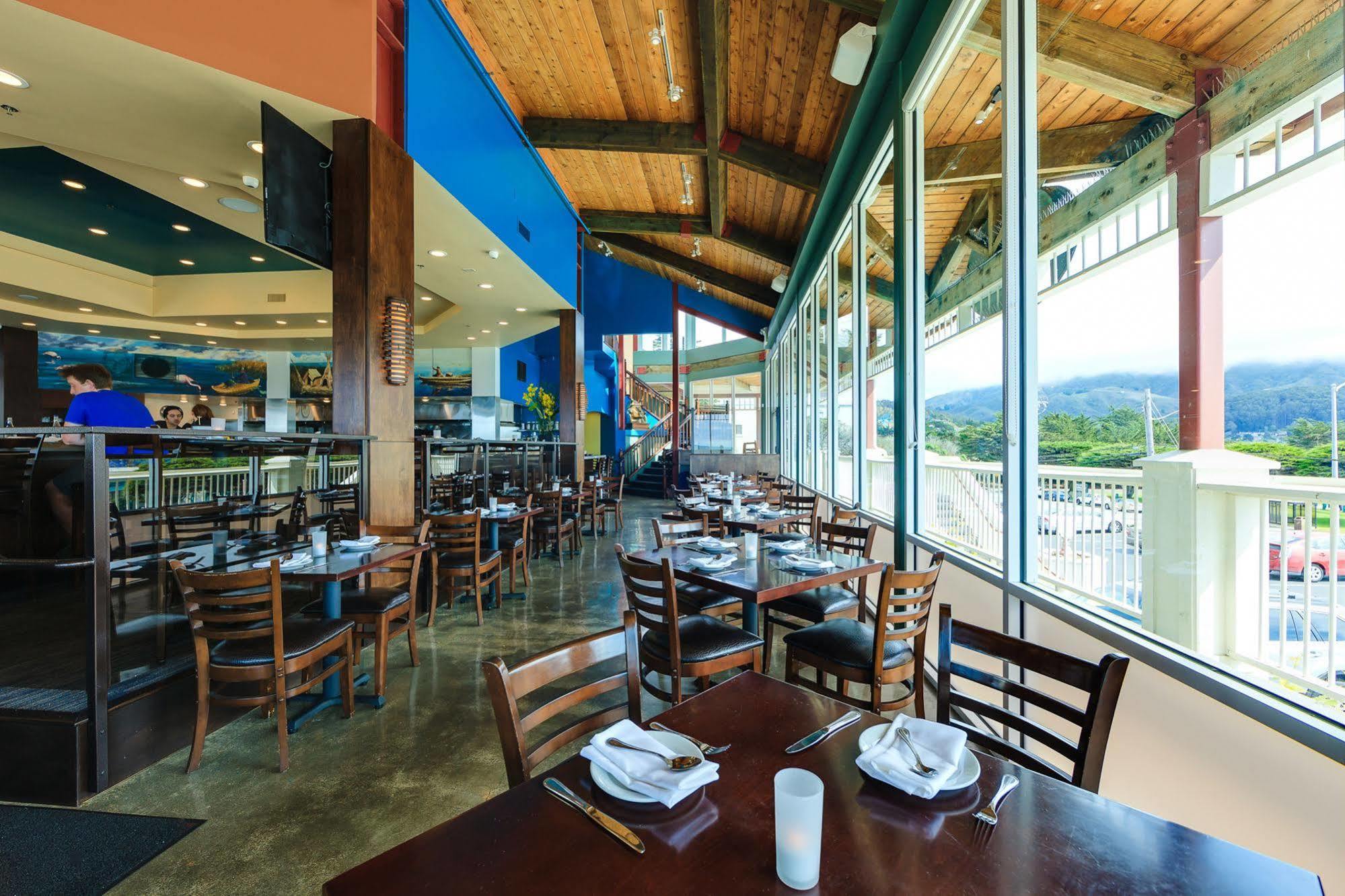 Pacifica Beach Hotel Exterior photo