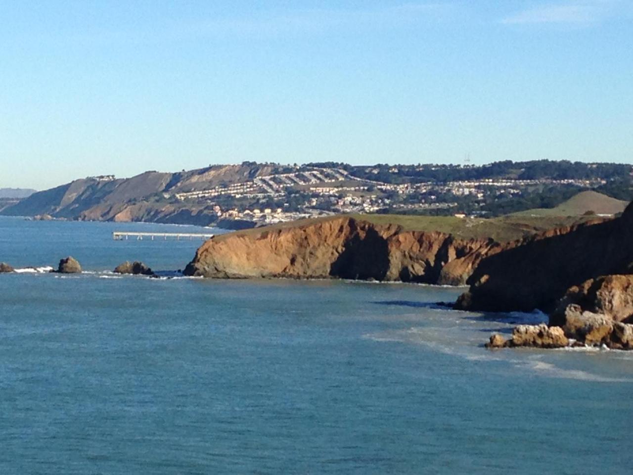 Pacifica Beach Hotel Exterior photo
