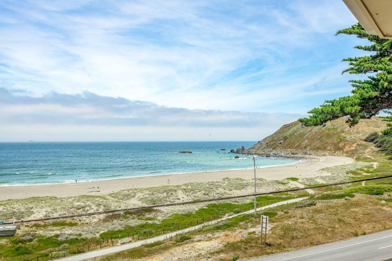 Pacifica Beach Hotel Exterior photo